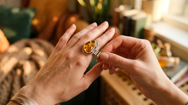 Bague ambre réglable ajustable : guide pour bien choisir